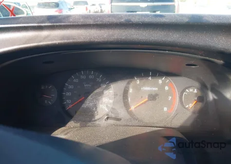 2000 Nissan Frontier Se-V6/Xe-V6 z USA, uszkodzony, nr VIN 1N6ED27T0YC345431